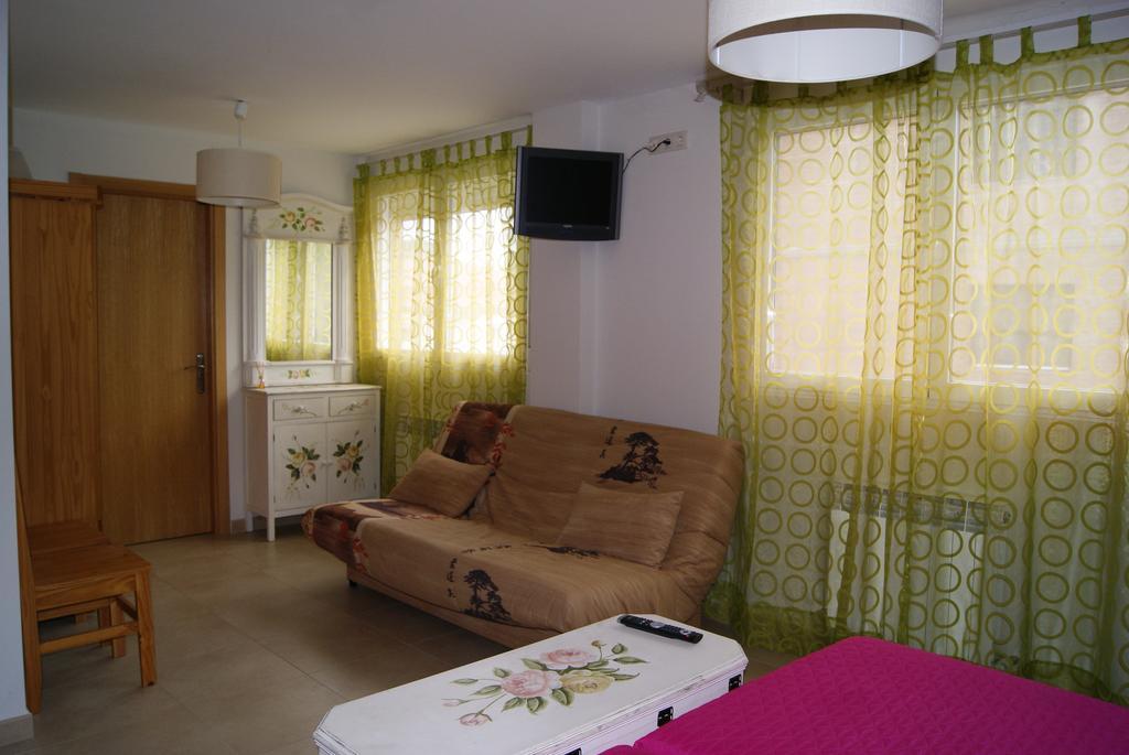 Hostal Penacardena Igea Exterior foto